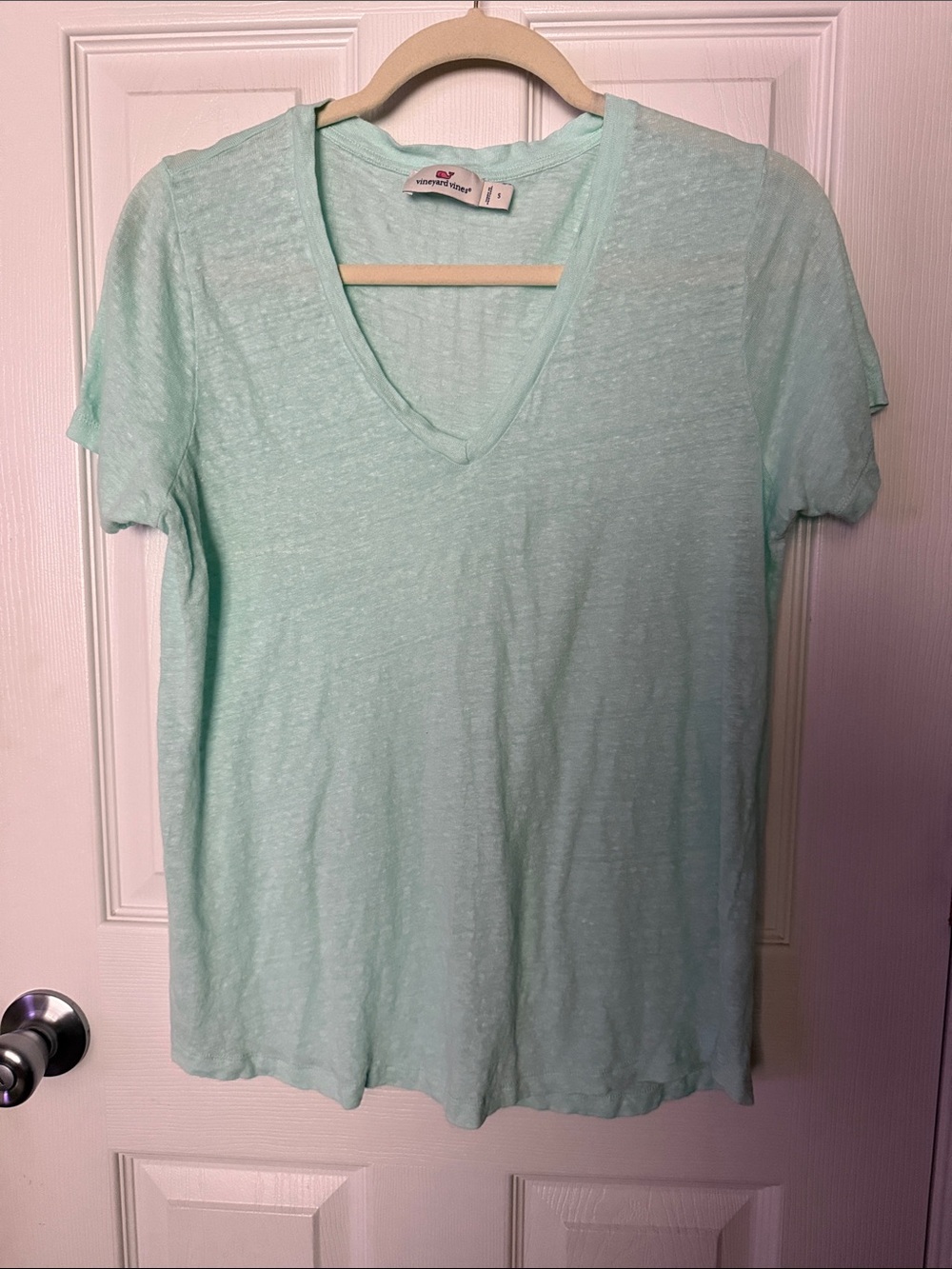 Vineyard Vines 100% Linen tee